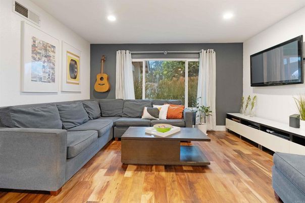 Interior, Living room, Recessed Lighting, Wood Texture Flooring