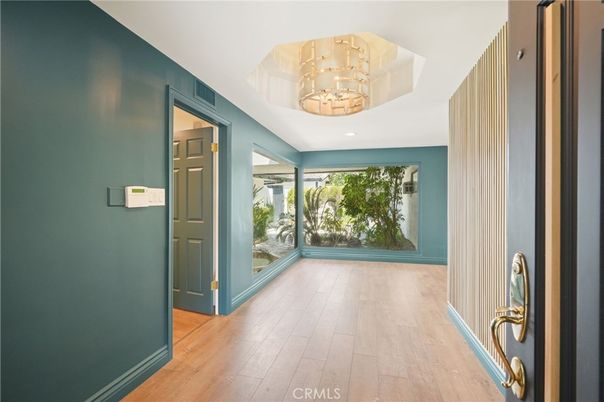 Chandelier, Interior, Recessed Lighting, Wood Texture Flooring