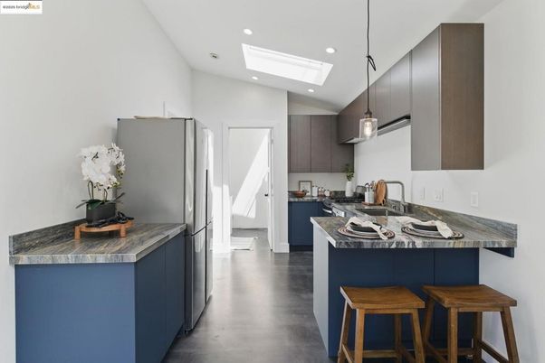 Interior, Kitchen, Pendant Lights, Recessed Lighting