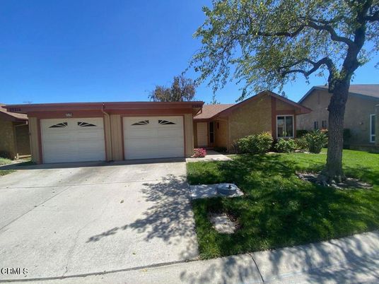 Attached, Exterior, Facade, Ranch