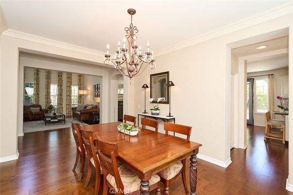 Chandelier, Dining room, Interior, Living room, Recessed Lighting, Wood Texture Flooring
