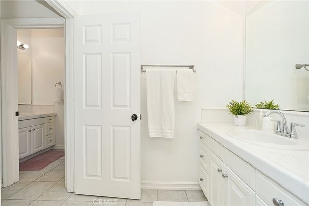 Bathroom, Interior, Tile Countertops
