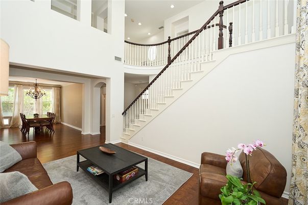Chandelier, Dining room, Interior, Recessed Lighting, Wood Texture Flooring