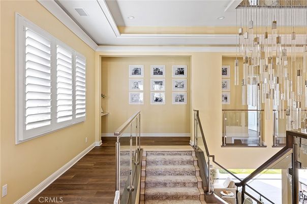 Interior, Pendant Lights, Recessed Lighting, Wood Texture Flooring