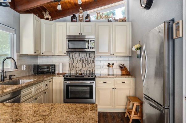 Interior, Kitchen, Stainless Steel Appliances, Wooden Beams, Wooden Ceilings, Wood Texture Flooring