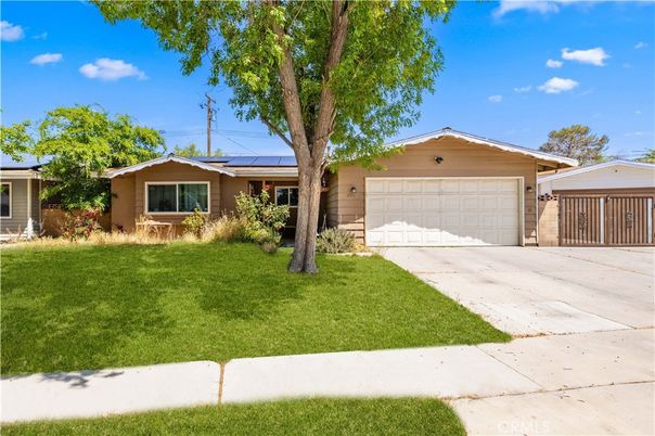 Attached, Exterior, Facade, Solar Panels, Ranch