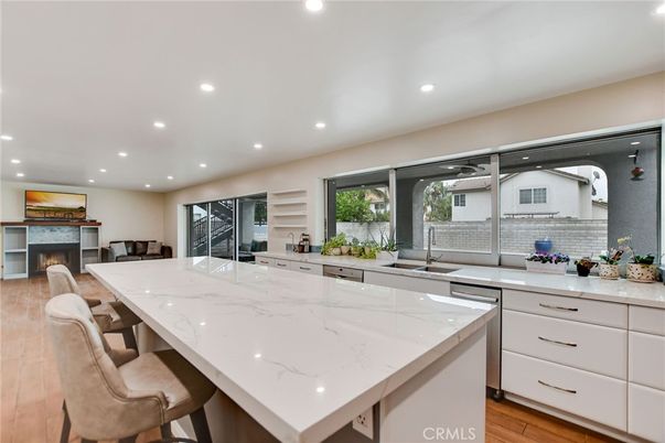 Fireplace, Interior, Kitchen, Recessed Lighting, Wood Texture Flooring