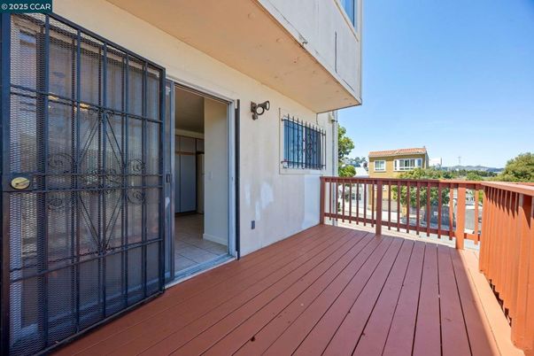 Exterior, Wood Texture Flooring