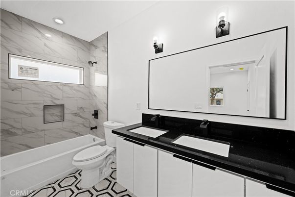 Bathroom, Interior, Marble Walls, Recessed Lighting