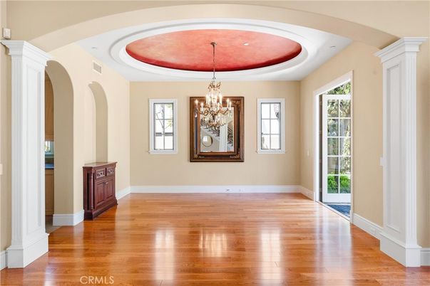 Chandelier, Empty room, Interior, Wood Texture Flooring