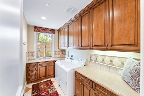 Interior, Recessed Lighting, Washer