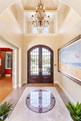 Chandelier, Interior, Wood Texture Flooring