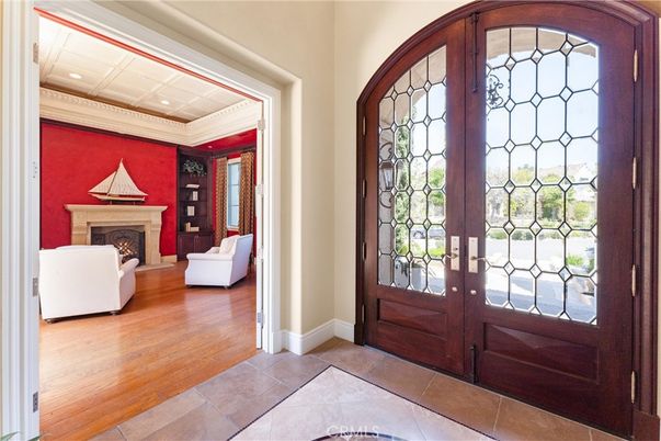Fireplace, Interior, Recessed Lighting, Wood Texture Flooring