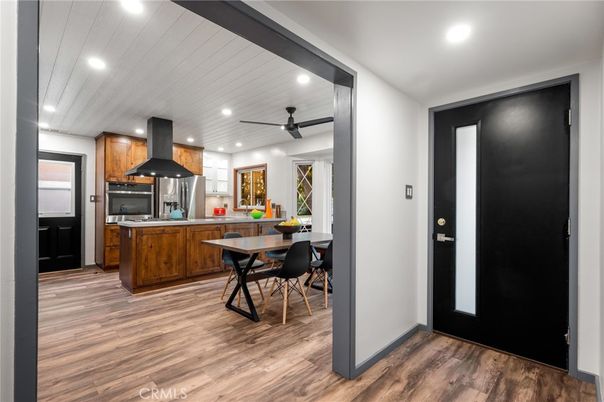 Dining room, Interior, Kitchen, Recessed Lighting, Wood Texture Flooring