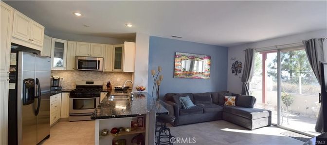 Interior, Kitchen, Living room, Recessed Lighting, Stainless Steel Appliances