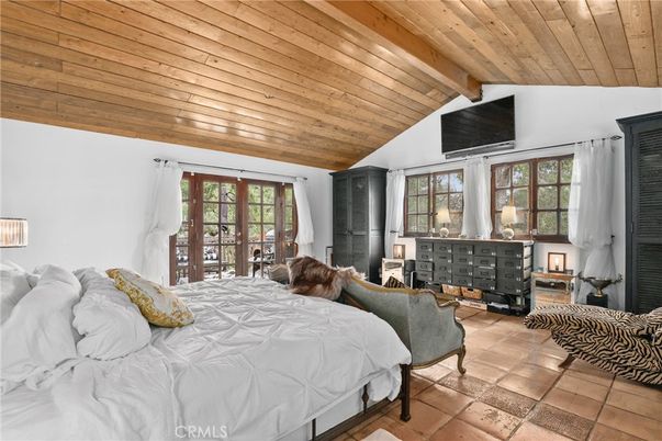Bedroom, Interior, Wooden Ceilings