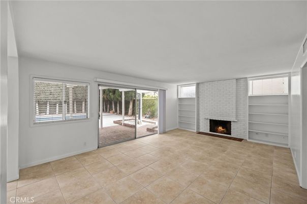 Empty room, Fireplace, Interior