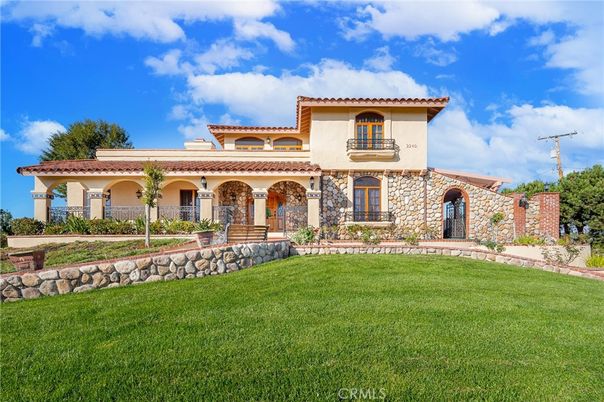 Backyard, Exterior, Facade, Mediterranean