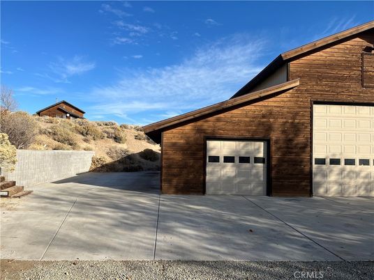 Detached Garage, Exterior