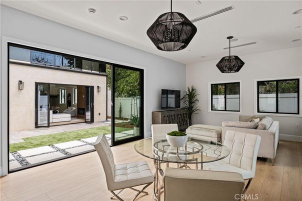 Interior, Living room, Pendant Lights, Recessed Lighting, Wood Texture Flooring