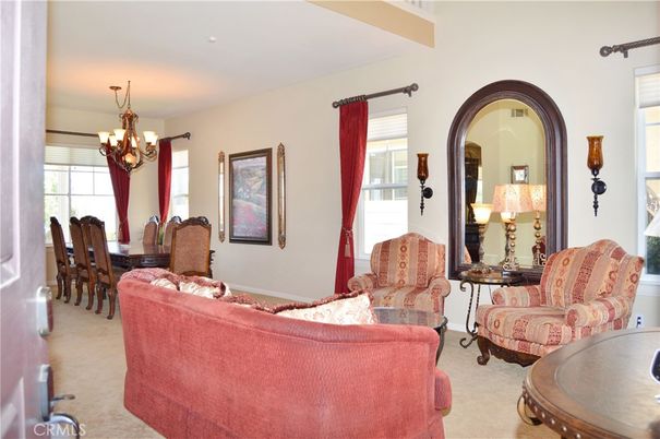 Chandelier, Dining room, Interior, Living room