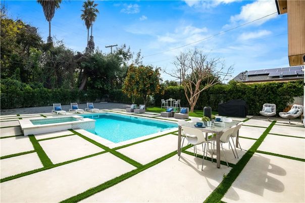 Exterior, Pool, Solar Panels