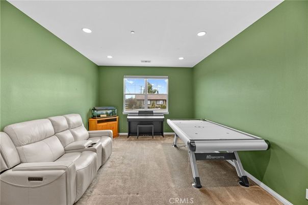 Game Room, Interior, Recessed Lighting