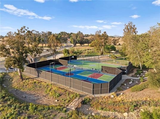 Exterior, Tennis Courts