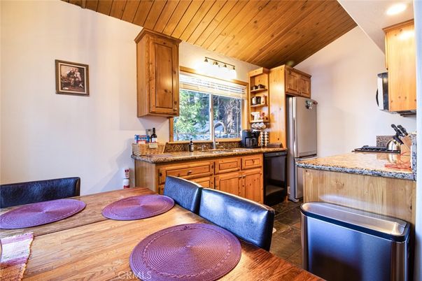 Dining room, Interior, Kitchen, Recessed Lighting, Wooden Ceilings, Wood Texture Flooring