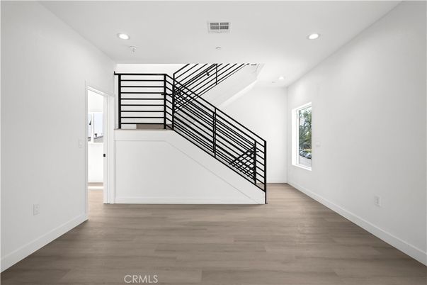 Empty room, Interior, Recessed Lighting, Wood Texture Flooring