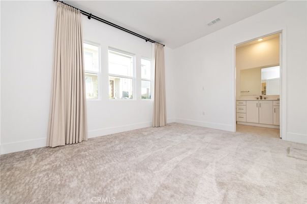 Bathroom, Empty room, Interior, Recessed Lighting