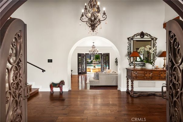 Chandelier, Interior, Wood Texture Flooring