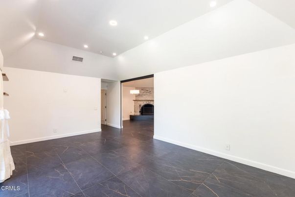 Empty room, Fireplace, Interior, Recessed Lighting