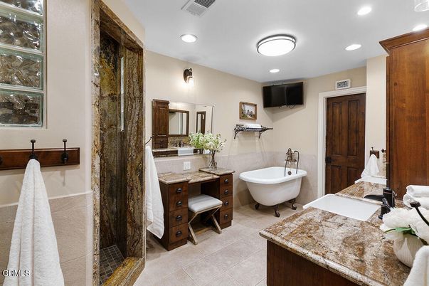 Bathroom, Dual Sink Vanities, Free Standing Baths, Interior, Recessed Lighting