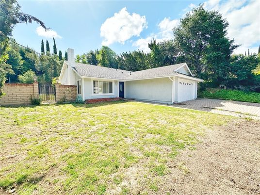 Backyard, Detached Garage, Exterior