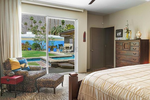 Bedroom, Interior, Water