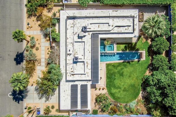Exterior, Drone