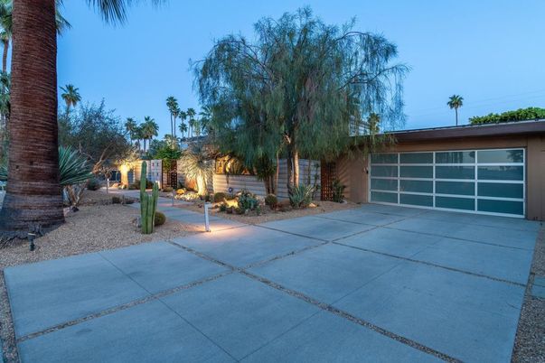 Backyard, Detached Garage, Exterior