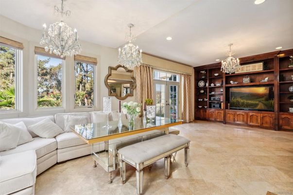 Chandelier, Dining room, Interior, Living room, Recessed Lighting