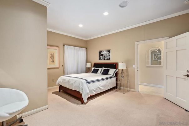 Bedroom, Interior, Recessed Lighting