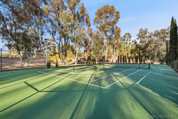 Exterior, Tennis Courts