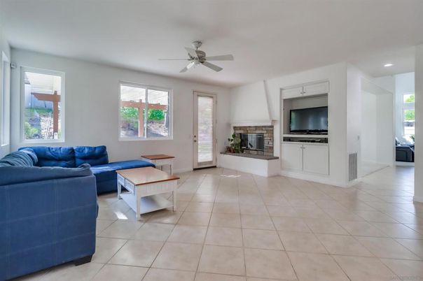 Fireplace, Interior, Living room, Recessed Lighting