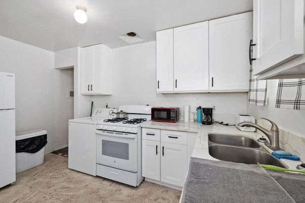 Interior, Kitchen, Washer