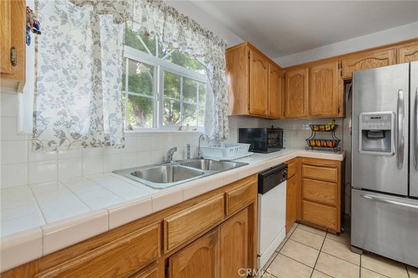Interior, Kitchen, Tile Countertops