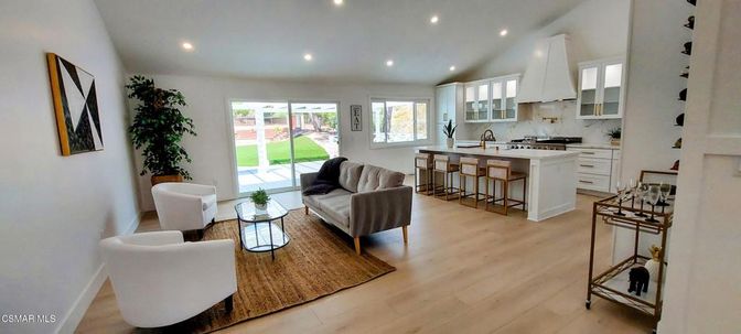 Interior, Kitchen, Living room, Recessed Lighting, Wood Texture Flooring