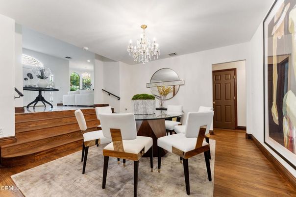 Chandelier, Dining room, Interior, Recessed Lighting, Wood Texture Flooring