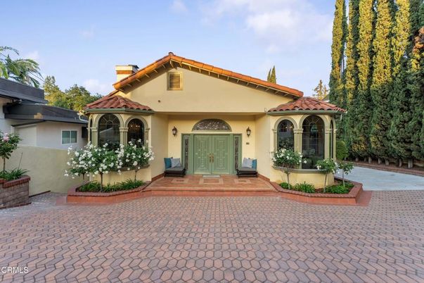 Exterior, Facade, Spanish Mediterranean