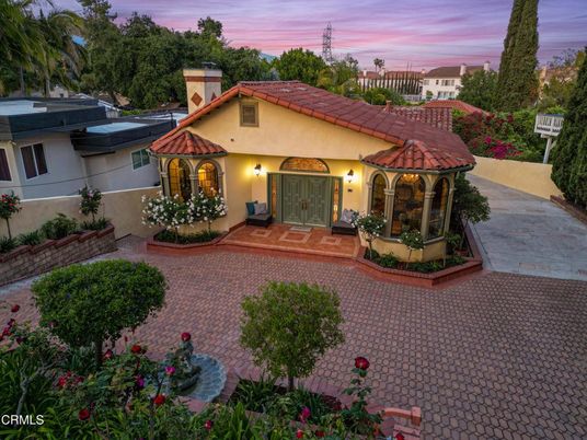 Backyard, Exterior, Facade, Mediterranean