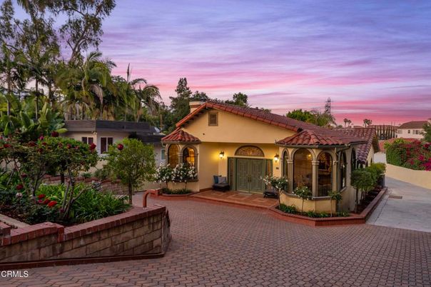 Backyard, Exterior, Facade, Mediterranean