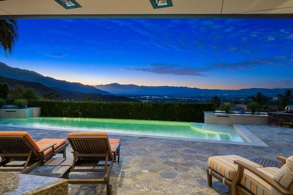 Exterior, Pool, Other